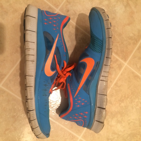 Nike Free Runs