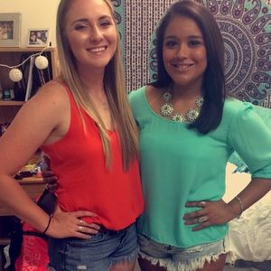 Meet your Posher, Brooke