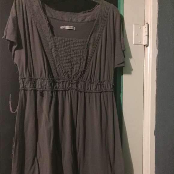 Grey dress