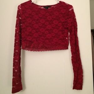 Red lace crop top❤️