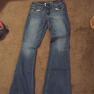 AE artist jeans