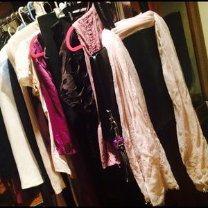 Yard Sale👒👰👙 in the westerleigh this weekend!