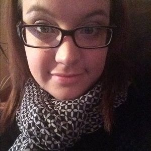 Meet your Posher, Kara