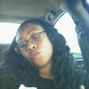 Meet your Posher, Monica