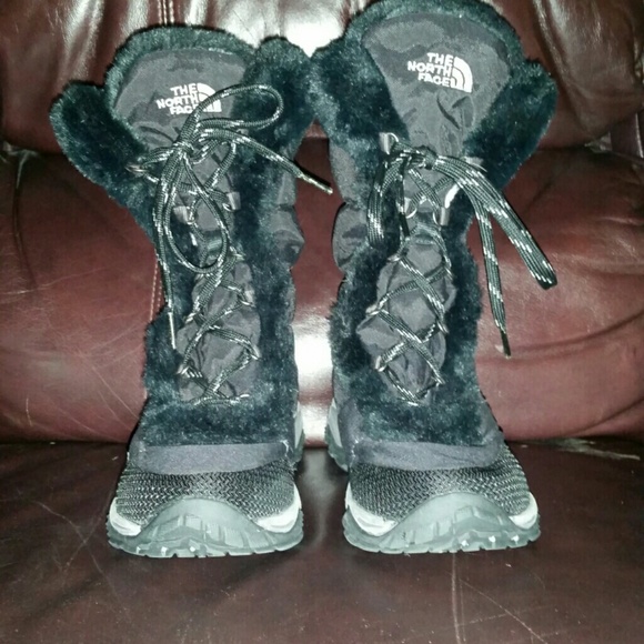 North Face Women's Snow Boots sz 7