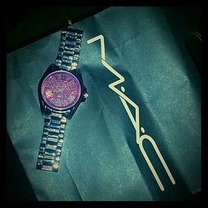 SILVER WATCH