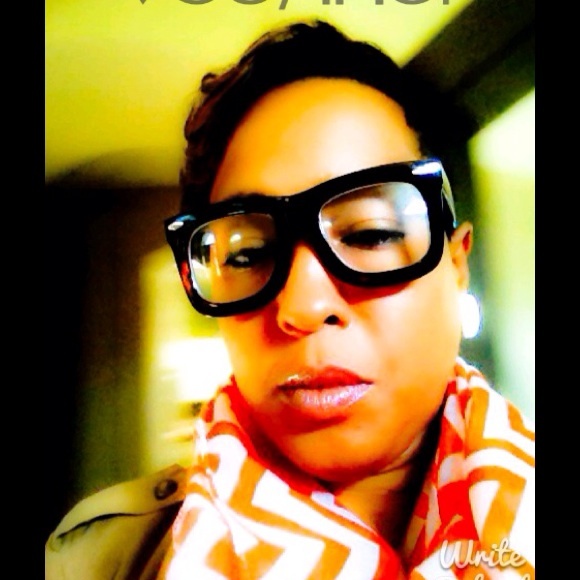 Style & Grace - Picture 2 of 4