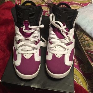Jordan retros white and fuschia