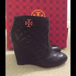 Tory Burch Leila Quilted Bootie size 6.5