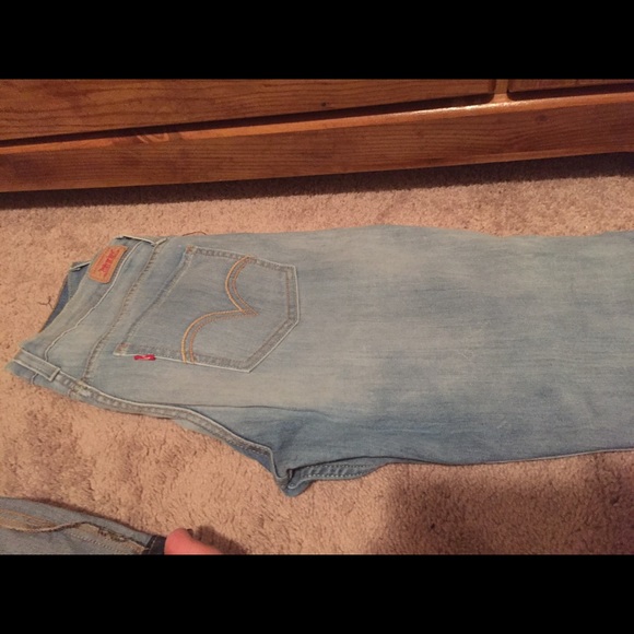 Levi jeans