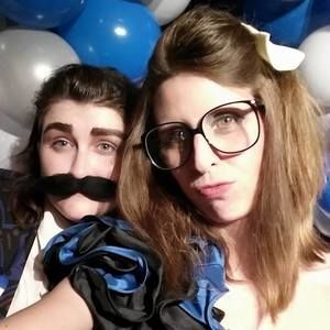 Meet your Posher, Marie