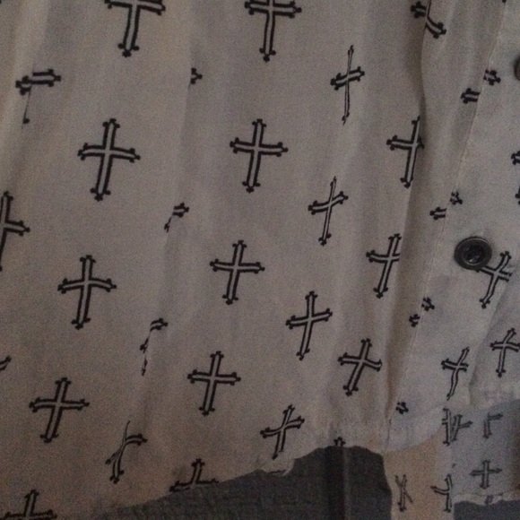 button up cross-printed forever 21 blouse - Picture 2 of 3