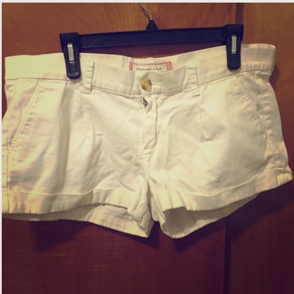 White cotton mini short - Picture 3 of 3