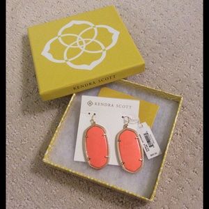 Kendra Scott Danielle Earrings in Coral
