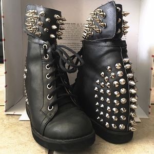 Jeffrey Campbell "Medusa" Spiked Sneaker size 6