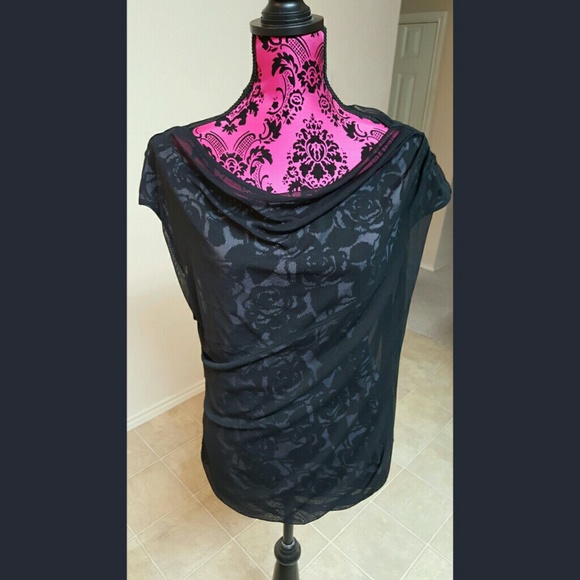 XL misses black Rose sheer top