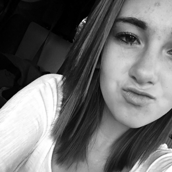 Meet your Posher, Lily