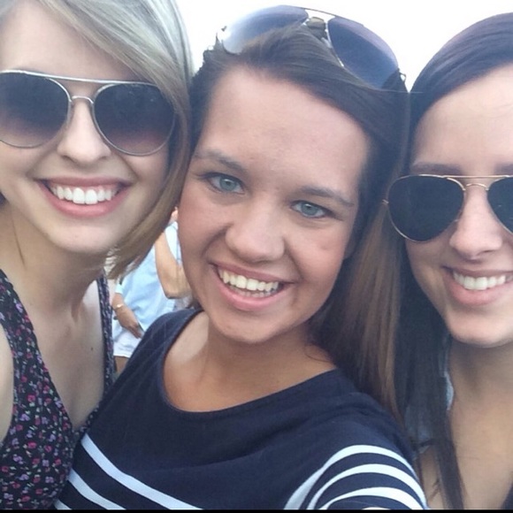 Meet your Posher, Samantha