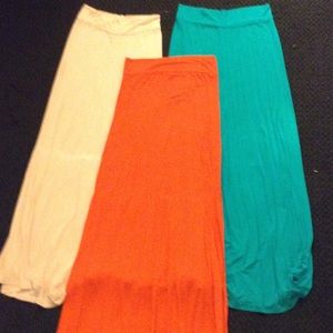 3 maxi skirts size Medium