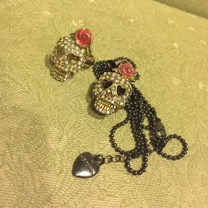 Betsey Johnson ring and necklace