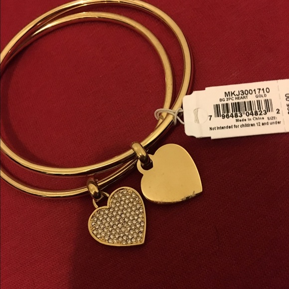 Michael Kors gold heart bracelet
