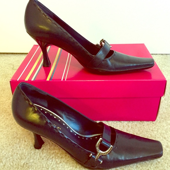 bcbgirls heels price