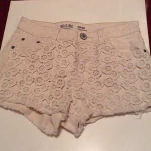 Cute high waisted short!!