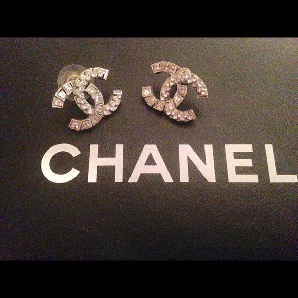 SOLD SOLD Authentic Chanel CC Earrings