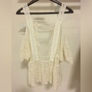 WHITE LACE TOP
