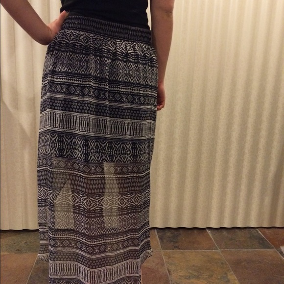 Aztec high low skirt - Picture 3 of 3