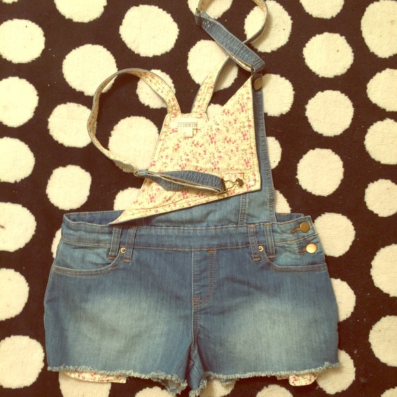 Forever 21 Denim never wear