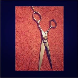 Professional Hair Cutting Sheers ❤️