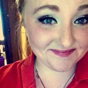 Meet your Posher, Elly