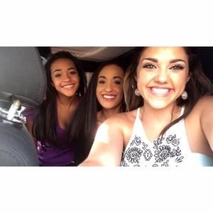 Meet your Posher, Alexis