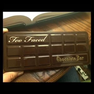 Too face chocolate eyeshadow palette