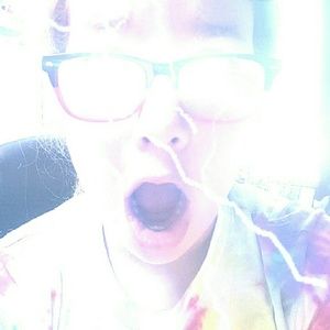 Meet your Posher, Winona