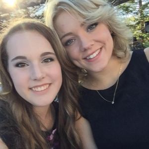 Meet your Posher, Tinna