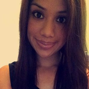 Meet your Posher, Isamar