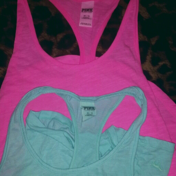 2 xs pink vs racer back tanks