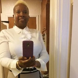 Meet your Posher, Sherrie