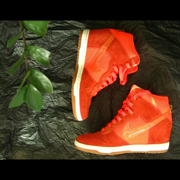 Nike Dunk Sky Hi Fashion Sneaker