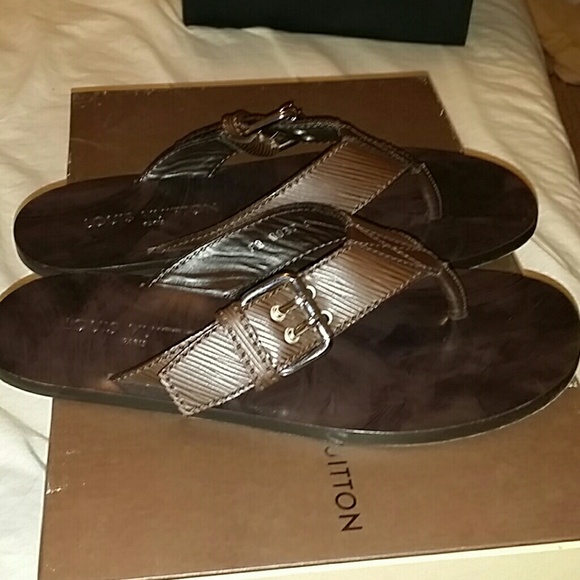Louis Vuitton sandals - Picture 2 of 4