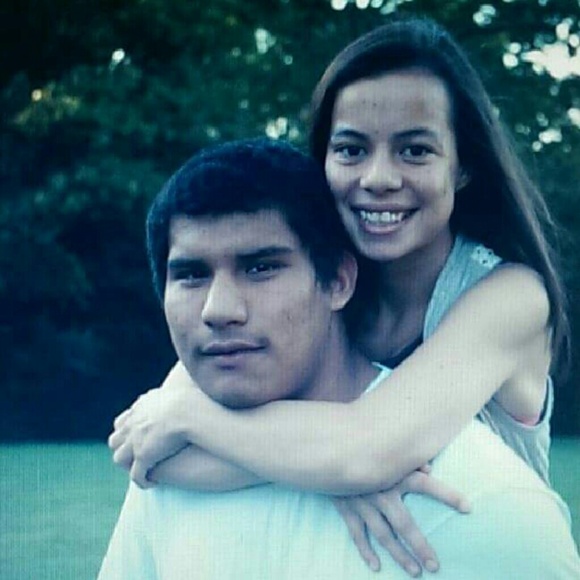 Meet your Posher, Jade - Picture 1 of 2