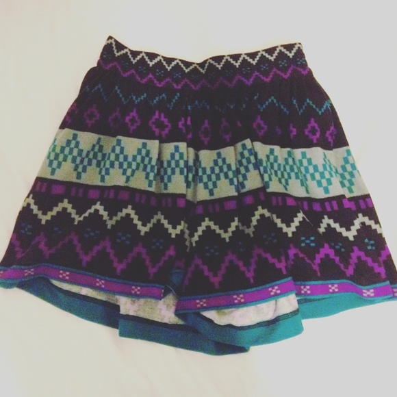 Japanese Brand Patterned Knit Skort - Picture 1 of 2