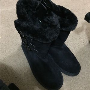 Black furry boots