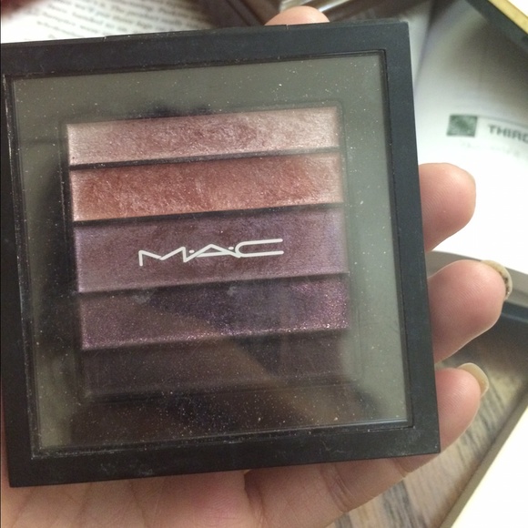 Mac eyeshadow