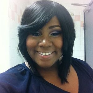 Meet your Posher, Jasmine