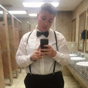 Meet your Posher, Destiny