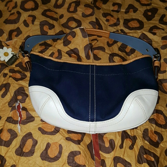 Authentic Coach Daisy small hobo bag
