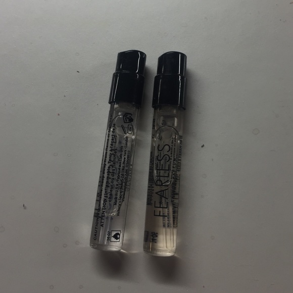 Victoria's Secret parfum sample.
